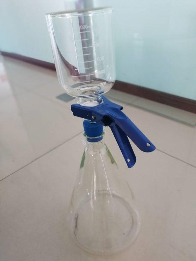 1L Funnel, Base Support and Clip