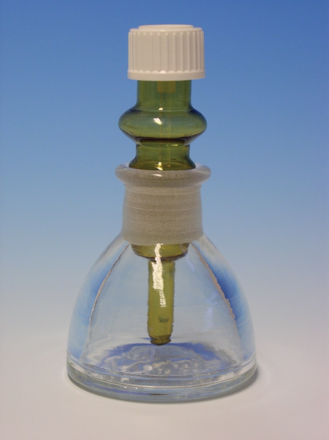 Karl Hecht Flasche fur Zedernol, Kapazit