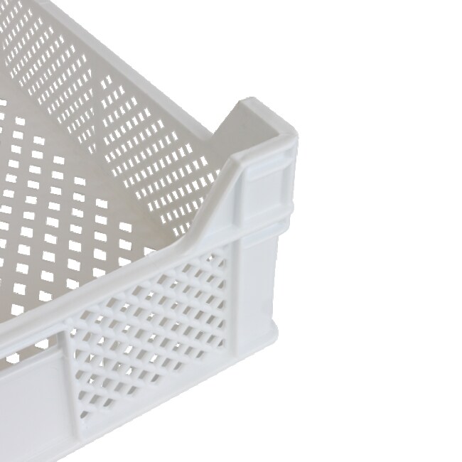 32LT White finely perforated and indente