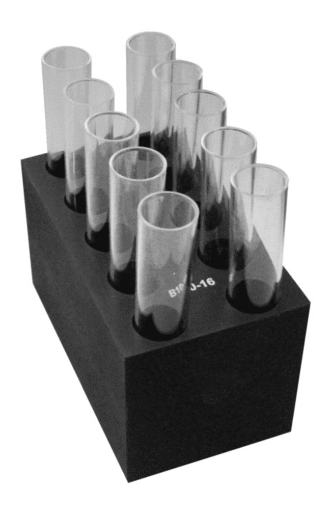 Block with 10 holes of 16 mm diameter, f