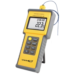 TRACEABLE THERMOMETER RANGE -200/1370°C,